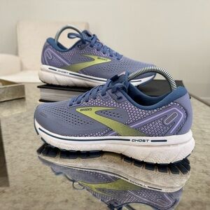 Brooks Ghost Running Shoes - Purple and Green